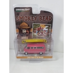 Greenlight 1:64 Ford Club Wagon 1969 with Canoe on Roof